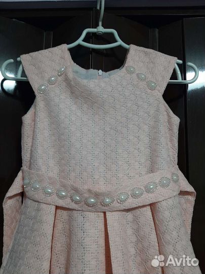 Нарядное платье на девочку 122-128