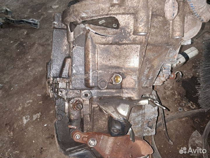Коробка передач ford focus 2 1 6 корпус разбит