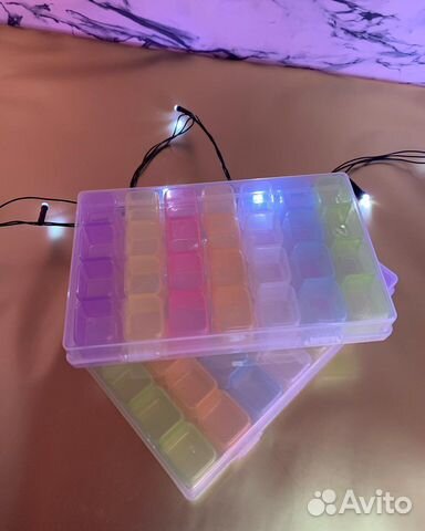 Контейнер для страз и мелочи