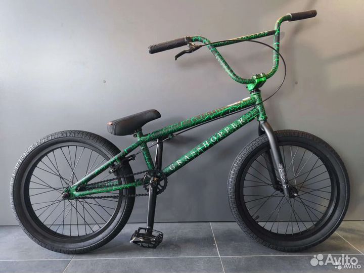 Трюковой велосипед BMX