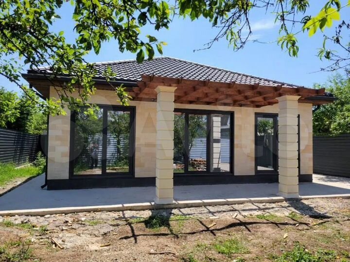 Дом 107 м² на участке 5 сот.