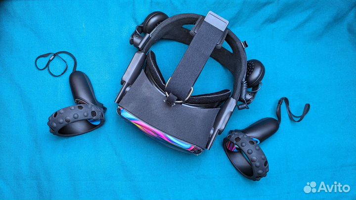 Oculus Quest 1 + Vive Deluxe Audio Strap