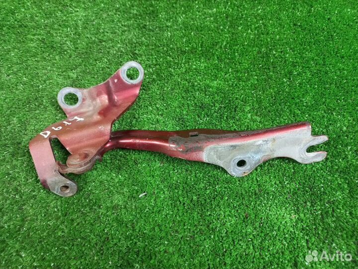 Петля капота левая Mazda Mazda3 BK Z6 2009