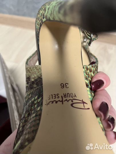 Босоножки женские 36 размер