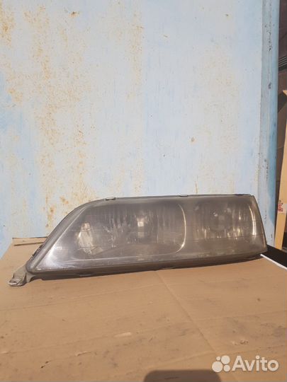 Фара передняя левая MarkII 100