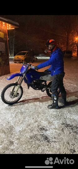 Кроссовый yamaha yz85
