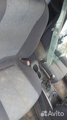 Сиденья комплект Hyundai Elantra 3 Xd G4ED 1.6