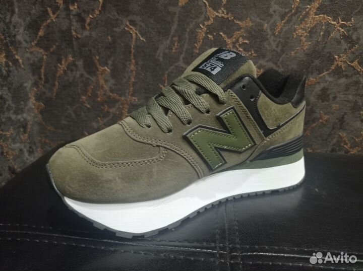 Кроссовки зимние