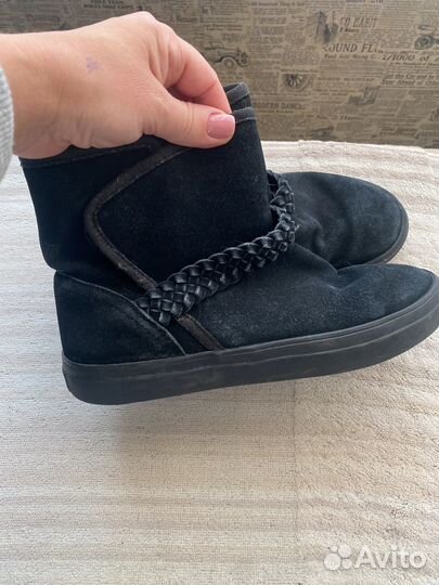Угги демисезон crocs