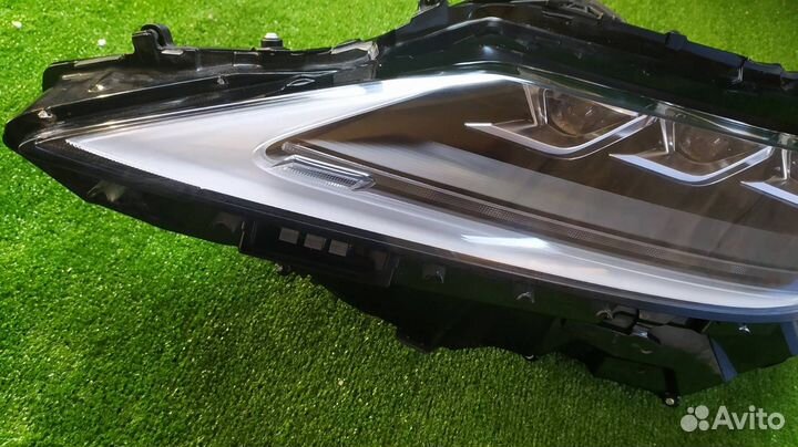 Фара передняя левая Lexus Rx300