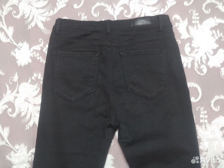 Джинсы женские черные 30 размер
