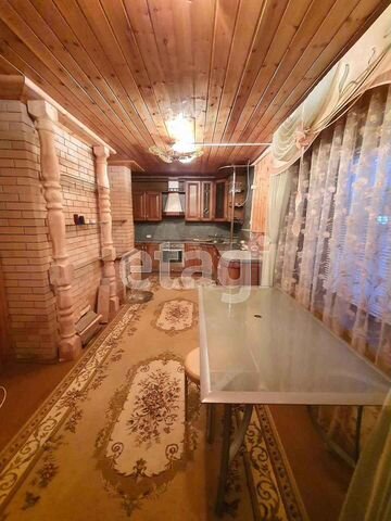 Коттедж 650 м² на участке 11,3 сот.