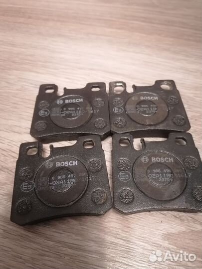 Тормозные колодки задние bosch