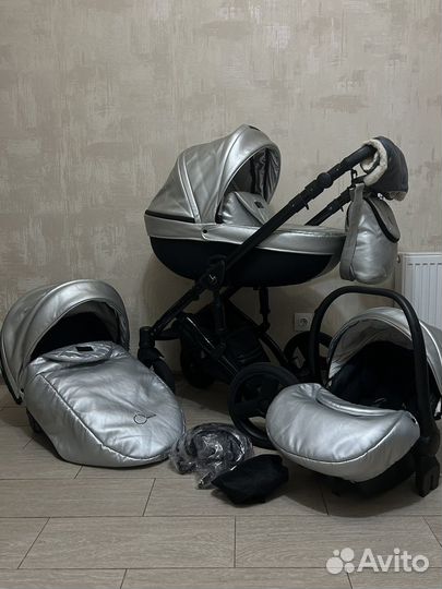 Коляска 3 в 1