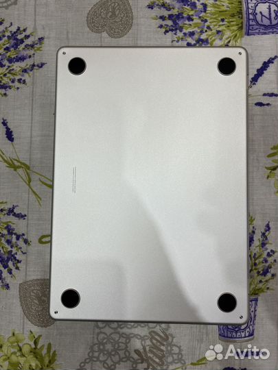 Apple macbook 13 2022 m2 512