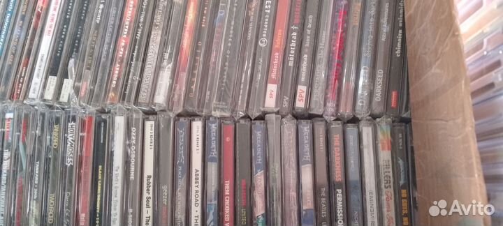 Большая коллекция лицензированных dvd и mp3. Диск