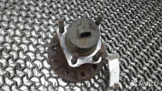 Ступица задняя левая opel meriva A (DNI27LZ01)