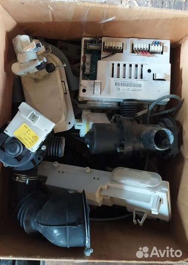 Запчасти от стиральной машины indesit