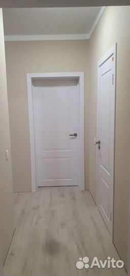 Двери межкомнатные белые