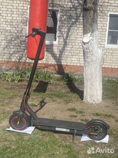 Электросамокат xiaomi mijia m365 pro