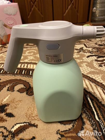 Аккумуляторный опрыскиватель садовый
