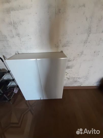 Тумба подвесная в ванную