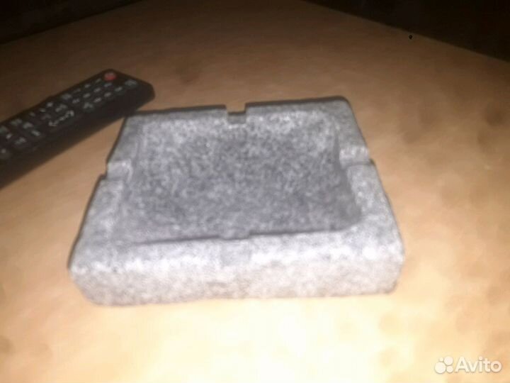 Пепельница из гранита