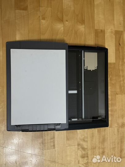 Сканер Canon lide210