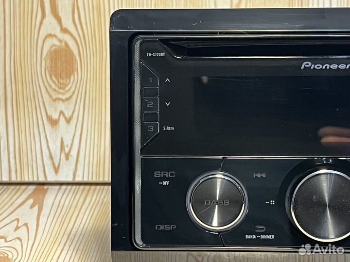 Магнитола Pioneer FH-S720BT