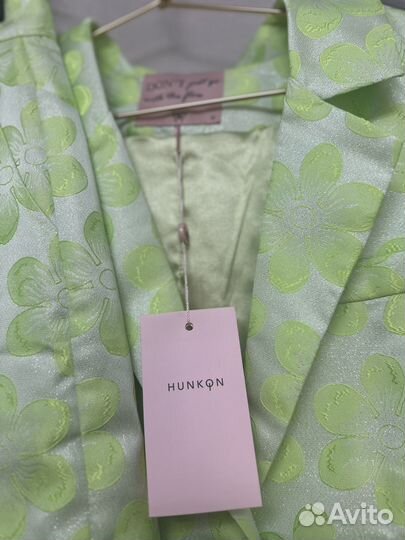 Платья /костюм оригинал новый