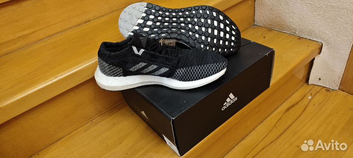 Кроссовки Adidas 41 и 43.5 размер оригинал