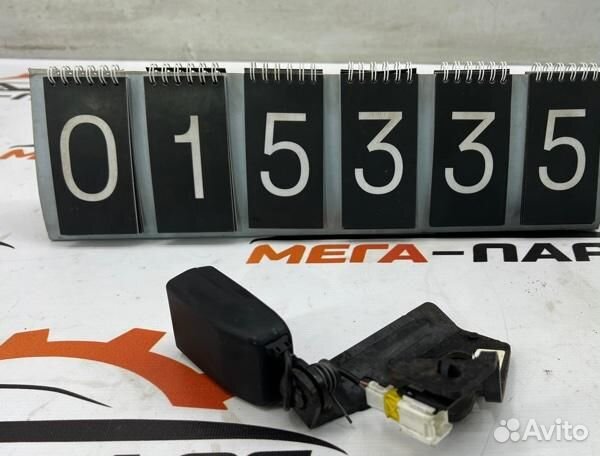 Защелка ремня безопасности задняя левая Citroen C4