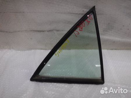 Форточка задней правой двери