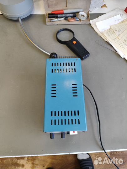 Источник питания лабораторный