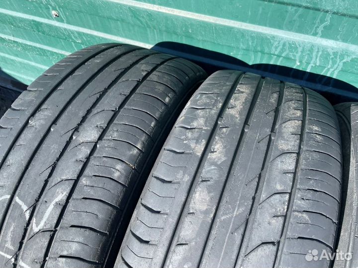Continental ContiPremiumContact 2 215/60 R16
