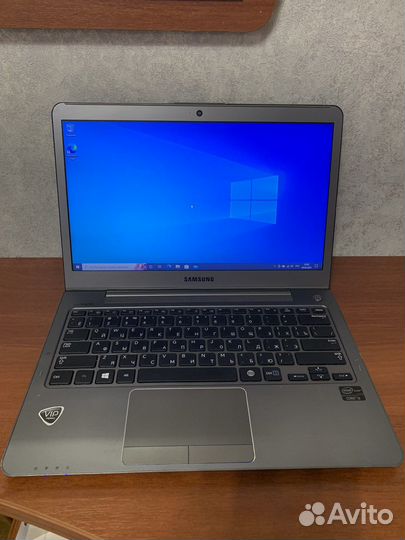 Ноутбук Samsung np530u3c
