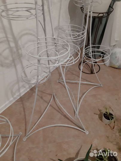 Подставка для цветов