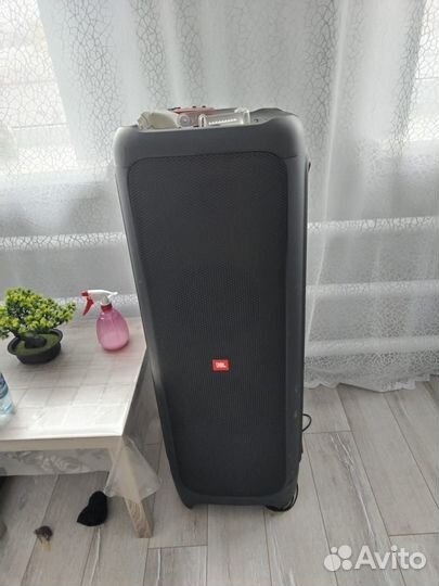 Колонка jbl partybox 1000