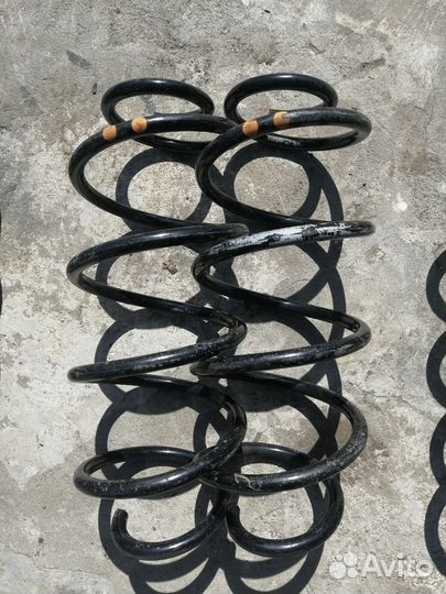 Заводские пружины бочки Гранта Калина Приора