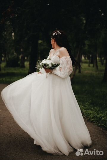 Свадебное платье