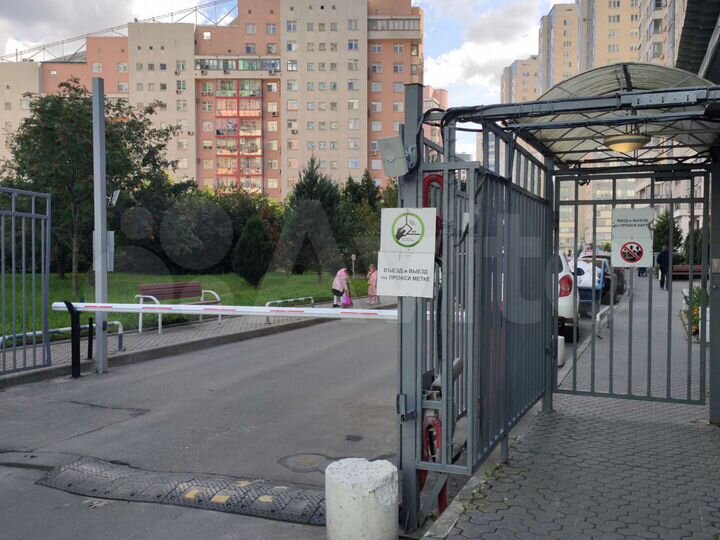 Машиноместо, 18 м²