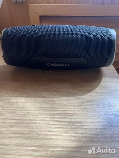 Колонка jbl charge 4
