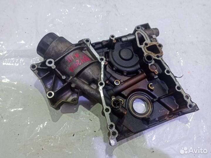 Крышка двигателя передняя