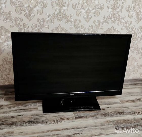 Телевизор LG 42 дюйма