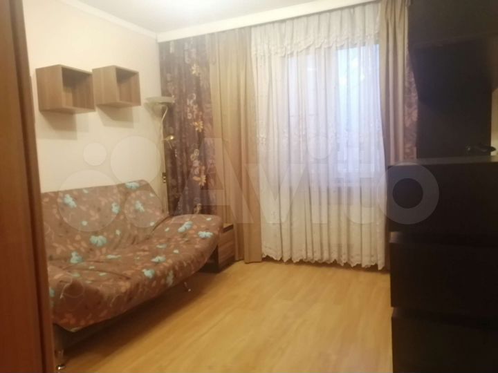 Комната 15 м² в 3-к., 10/12 эт.