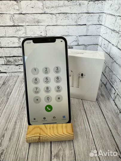 iPhone X, 64 ГБ