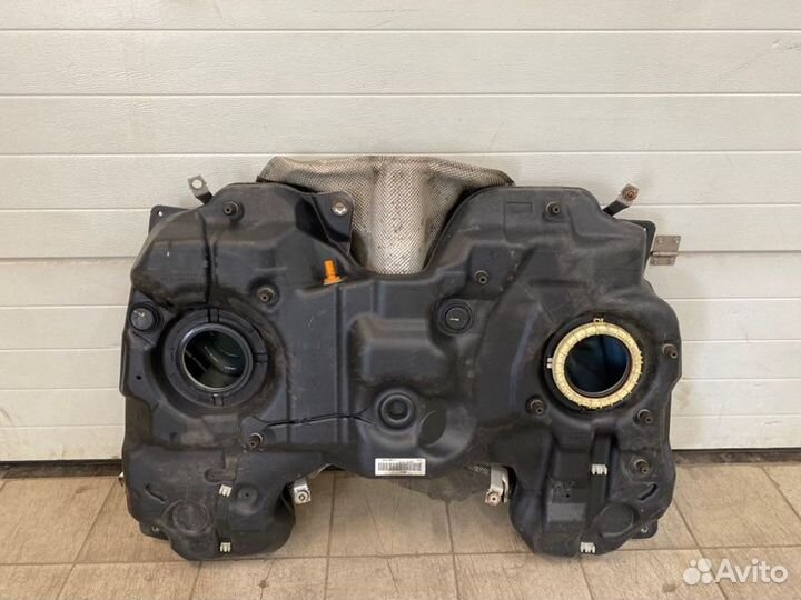 Топливный бак Mercedes-Benz Gl-Class X164.822 OM