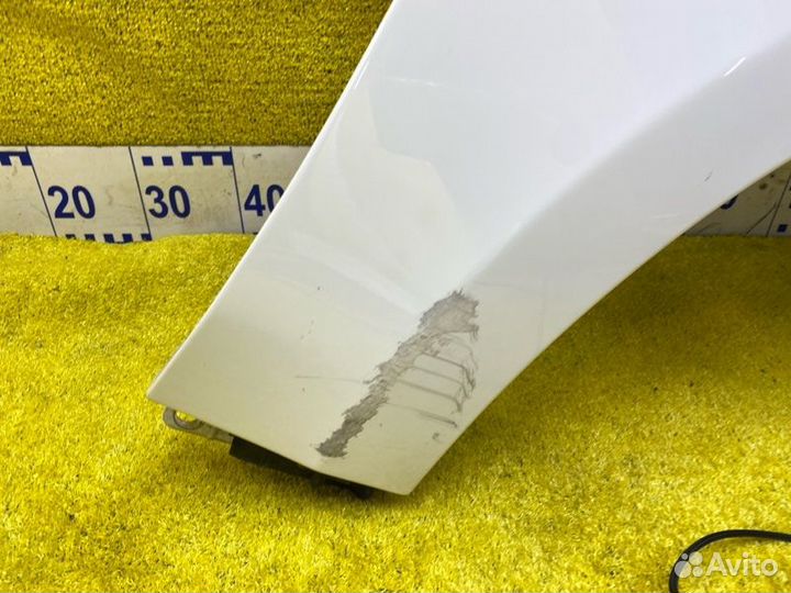 Крыло переднее правое Mercedes-Benz