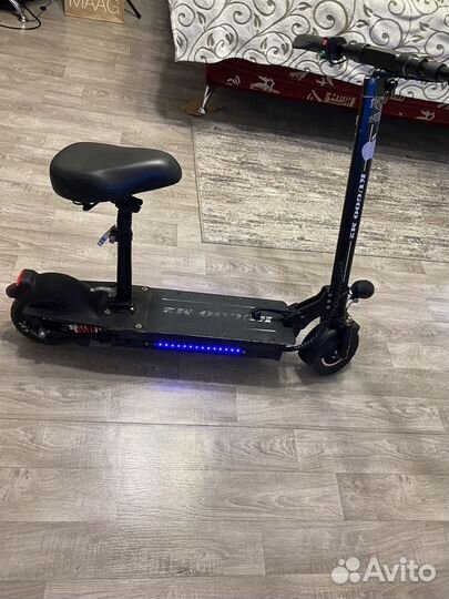 Самокат взрослый электрический