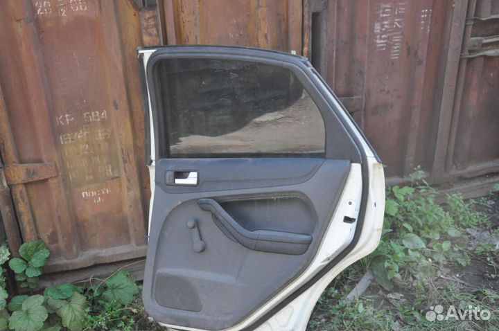 Дверь задняя правая ford focus 2 CB4